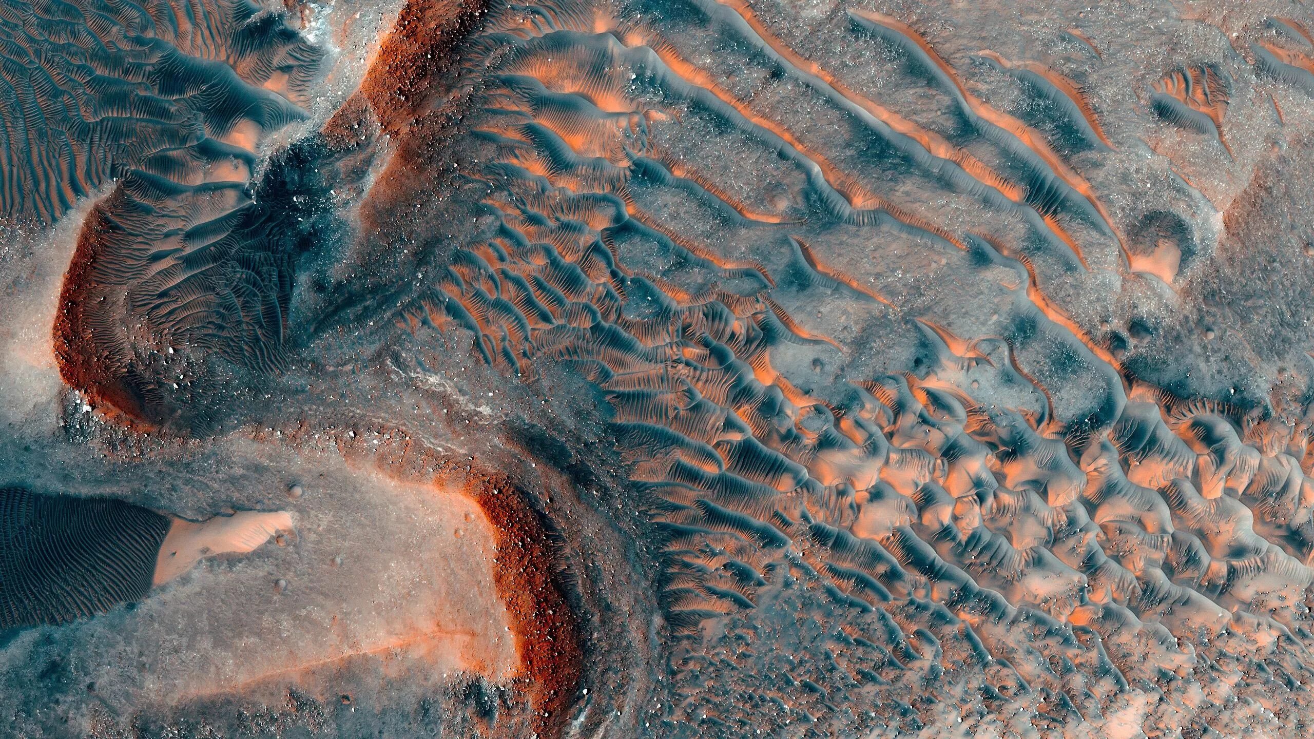 Фото поверхности Марса. Моря на Марсе. Спутники Марса фото. Вода на поверхности марса
