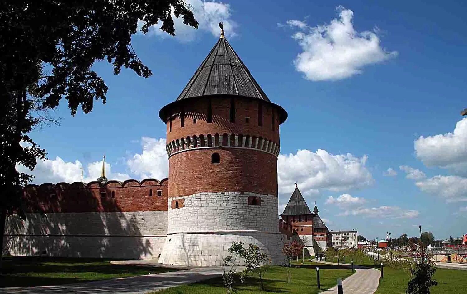 Тула крепость. Тульский Кремль. Крепость Тулы (1514—1521). Каменные крепости в Туле. Тула кремль сайт