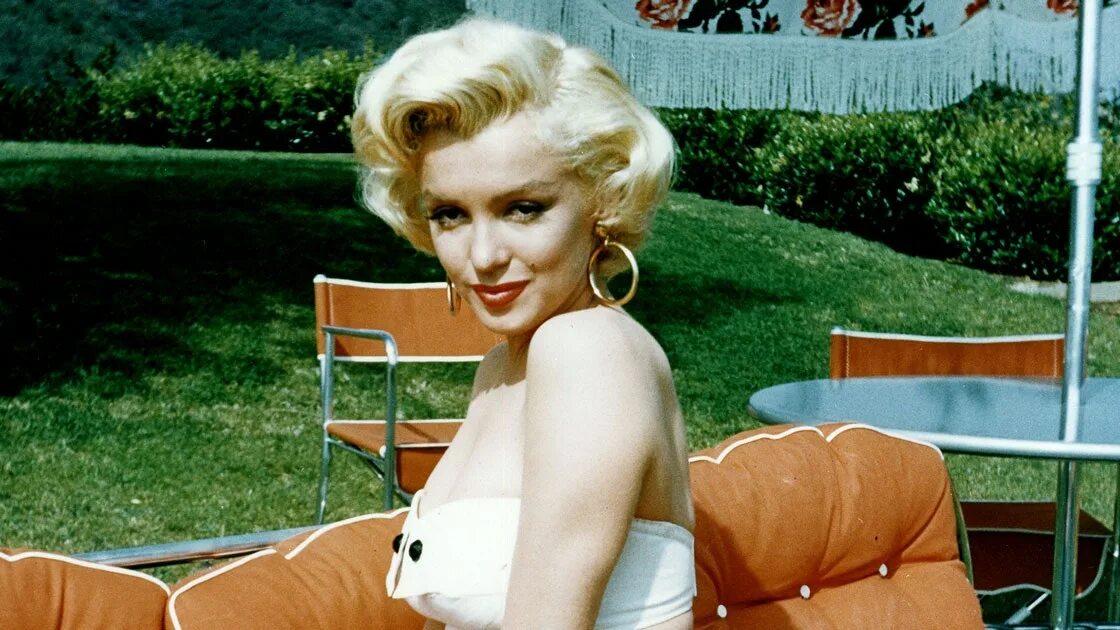 Бернис бейкер миракл. Summer monroe. Мэрилин монро 1957. Бернис бейкер миракл. Мэрилин монро фото.
