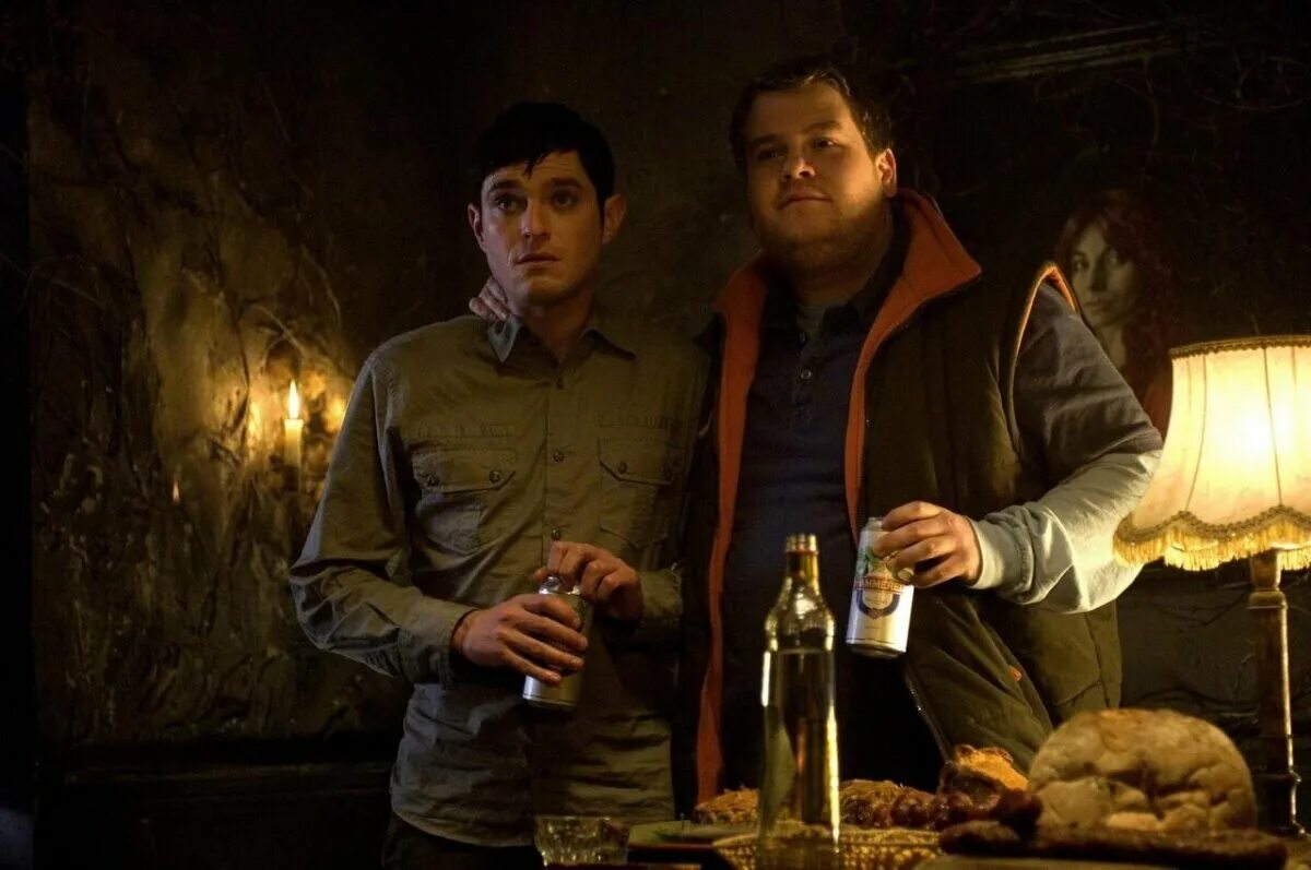 убийцы вампирш-лесбиянок фильм 2009. убийцы вампирш-лесбиянок (lesbian vampire killers), 2009. убийца фильм. эшли мулрон. убийцы вампирш-лесбиянок фильм 2009.