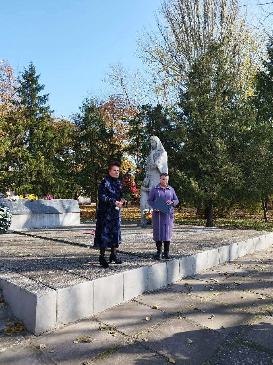 Погода в каланчаке херсонской. Пгт Каланчак. Каланчак фото. Каланчак Херсонская. Здание администрации Каланчак.