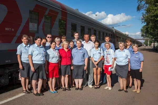 Ржд г александров. Сотрудники ОАО РЖД. ОАО РЖД Брянск. Работник железной дороги. Работники ЖД станции.