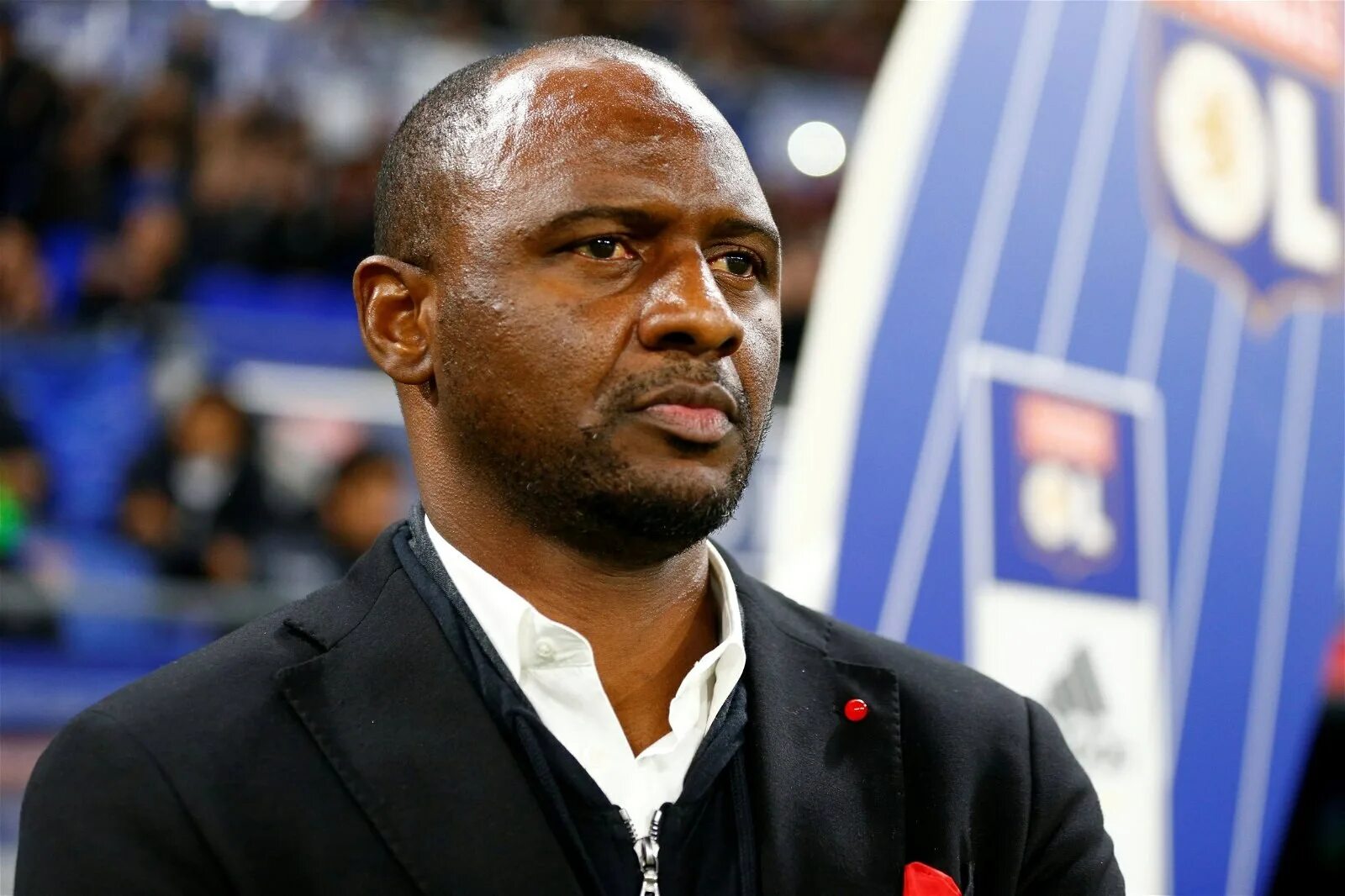 Виейра кристал пэлас. Патрик виейра арсенал. Патрик виера. Patrick vieira arsenal. Патрик виейра арсенал.