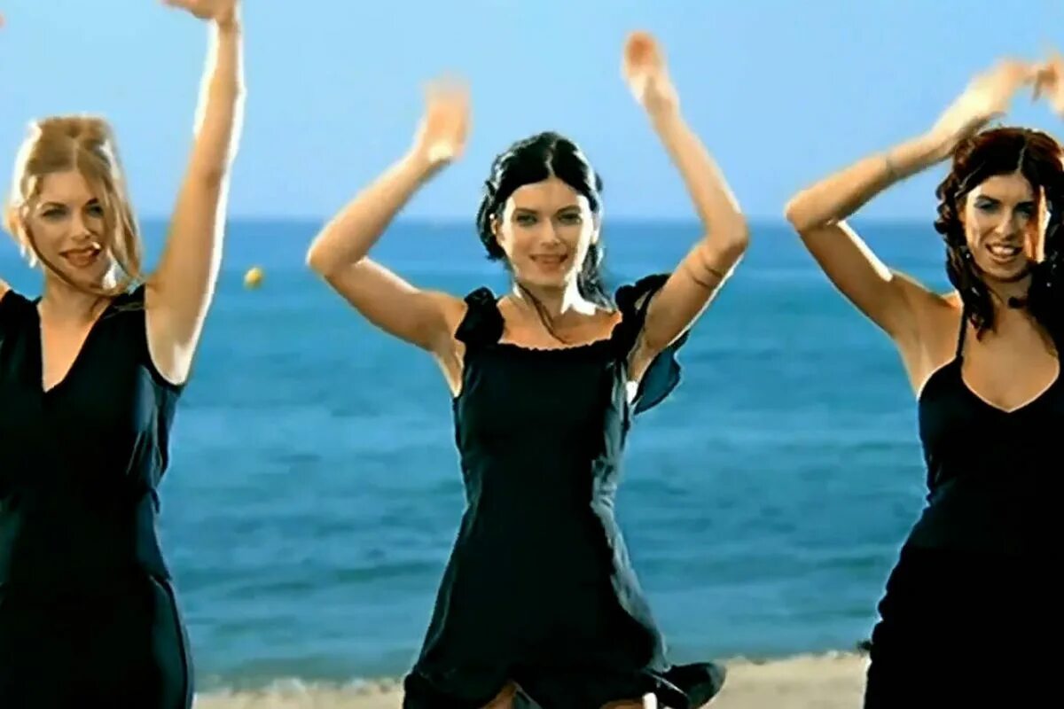 Песня las. Группа las ketchup - asereje. группа las ketchup солистки.