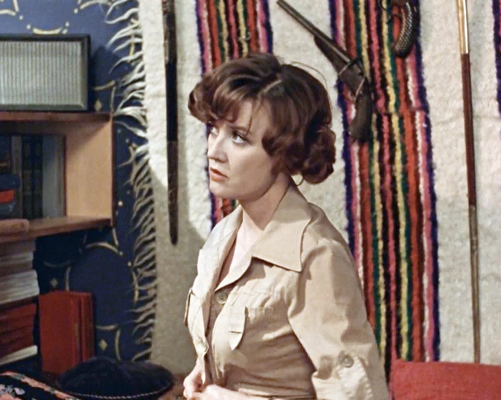 Москва слезам вики. Гурин москва слезам не верит. Москва слезам вики. Москва слезам вики. Баталов москва слезам не верит.