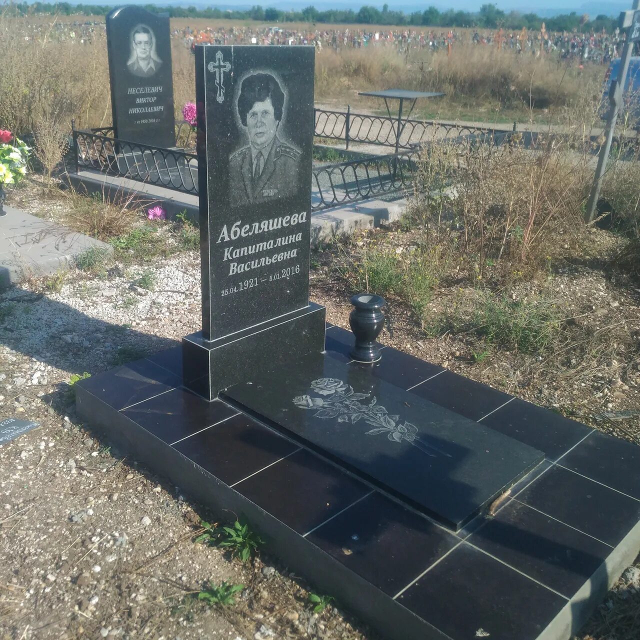 Галерея № 1 Эксклюзивные памятники и мемориальные комплексы из гранита и мрамо
