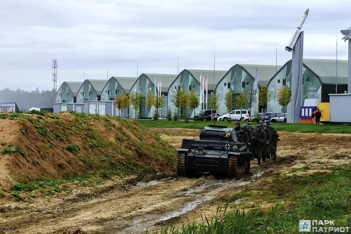 Парк Патриот Киевское шоссе. Парк Патриот в Подмосковье. Парк Патриот Старомышастовская. Парк Патриот в Подмосковье сейчас.