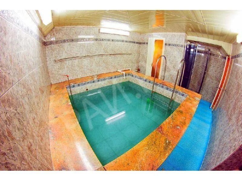 Сауна resort хабаровск. Сауна хабаровск. Аквамарин сауна хабаровск. Сауна гавайи хабаровск. Станционные публичные бани, хабаровск.