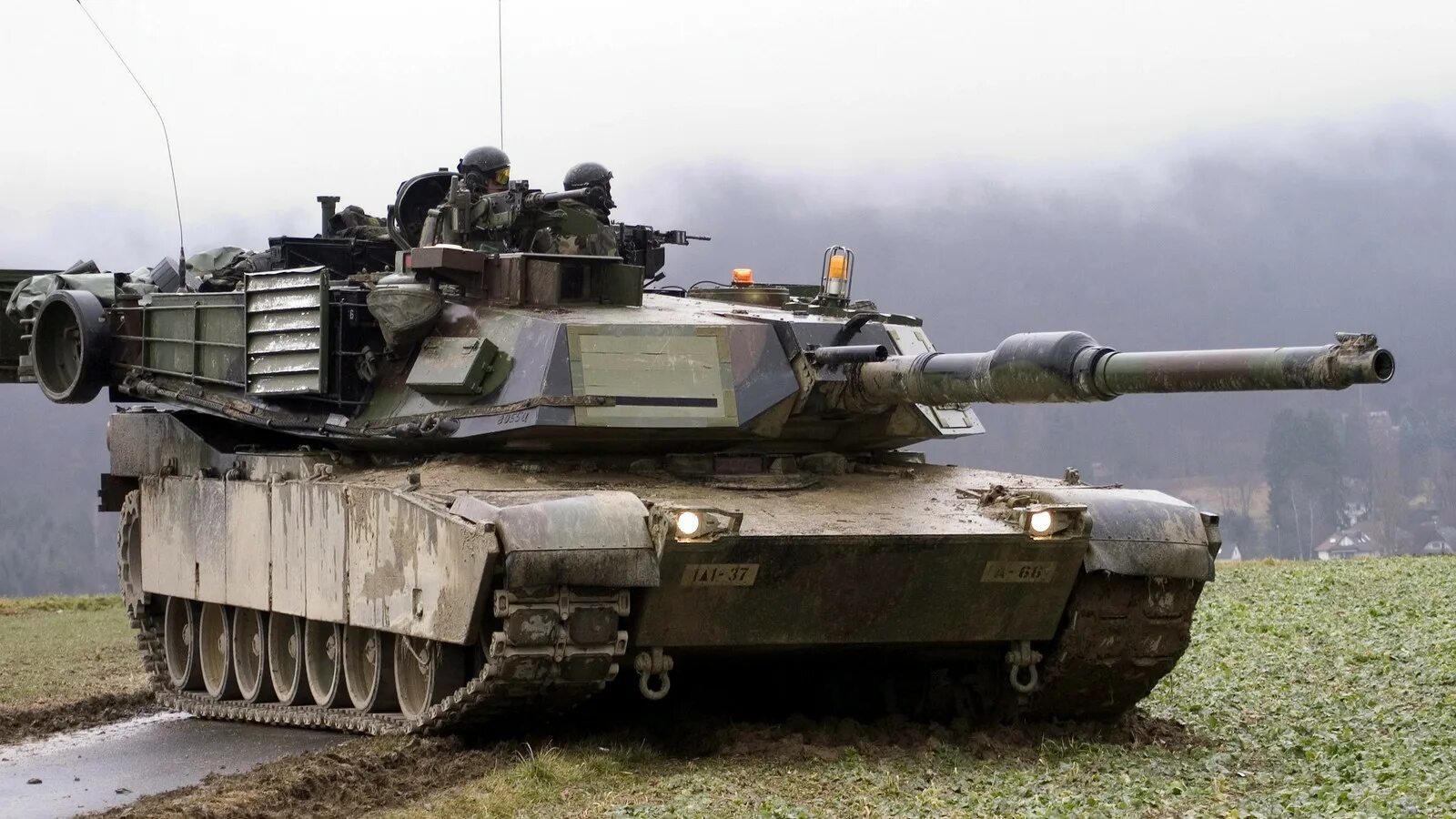 Танковые абрамс. Танк m1 Abrams. Танк m1 «Абрамс». Абрамс m1 CATTB. Танков m1 Abrams.