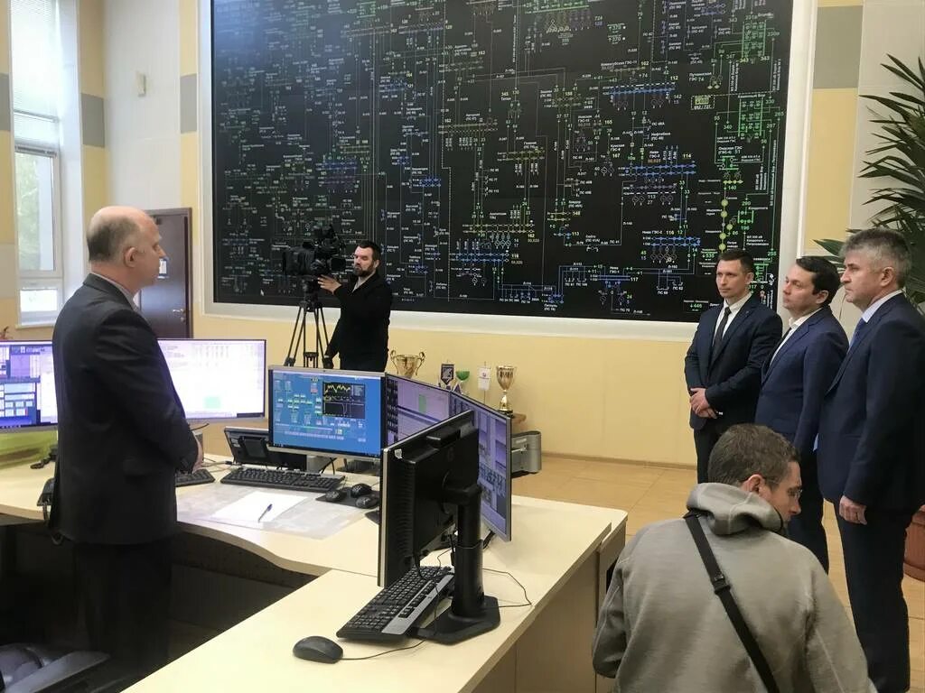 Директором кольского рду назначен. Коммунальные системы. Щенников кольское рду андрей. Рду мурмаши. Диспетчерский зал рду.