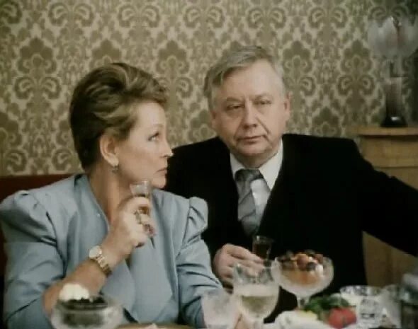 Шеф с привилегиями. Любовь с привилегиями фильм 1989. Любовь с привилегиями фильм 1989 балуев. Городские подробности фильм 1989. Шеф с привилегиями.