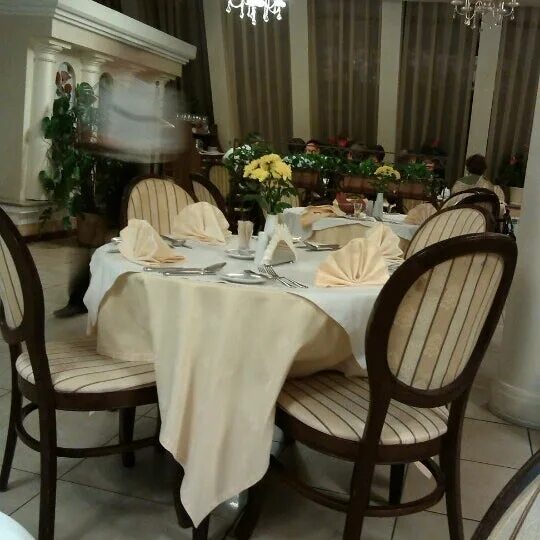Ориент комсомольская ул 84 стерлитамак фото Отель Гранд-Отель Восток (Grand-Otel' Vostok) 4* (Стерлитамак) бронирование но