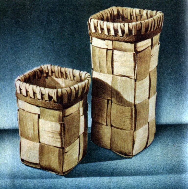 изделия из луба. лукошко из лыка. изделия из луба. плетеный из бересты. заготовка коры и луба.