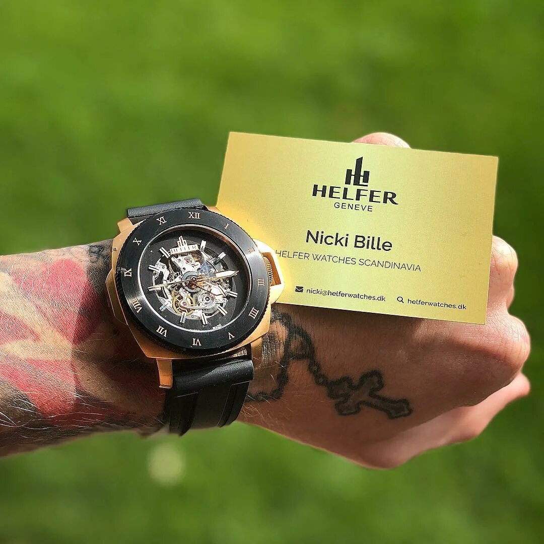 Tissot часы баннер. Rsw часы 4400. наручные часы 01theone ze102b2. 19 4. 19 4.