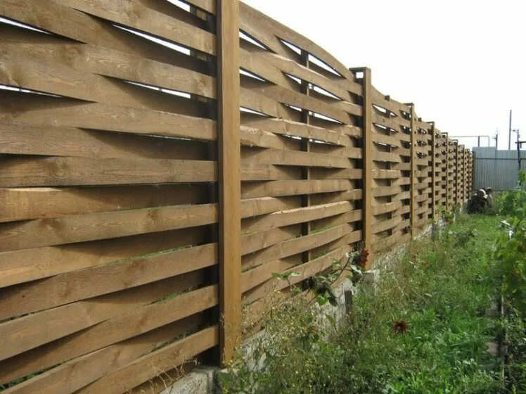 Установка забора из профлиста в Нововоронеже: 117 строителей с отзывами и ценами