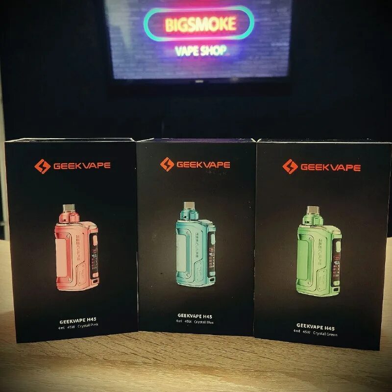 Hero 2 белый аегис. Geek vape h45 фиолетовый. Geek vape aegis hero 2 (h45) 1400 mah. набор geek vape aegis hero 2. картридж geek vape h45.