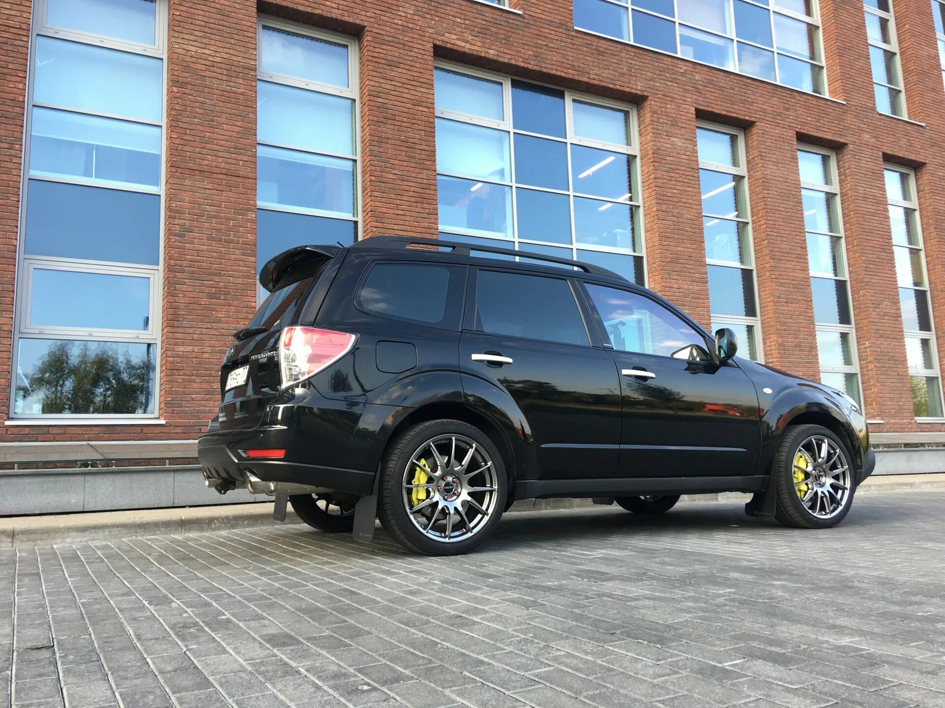 Диски форестер sh. Subaru Forester диски r19 Владивосток. Forester Symphony. Купить диски на Форестер 2019 во Владивостоке.