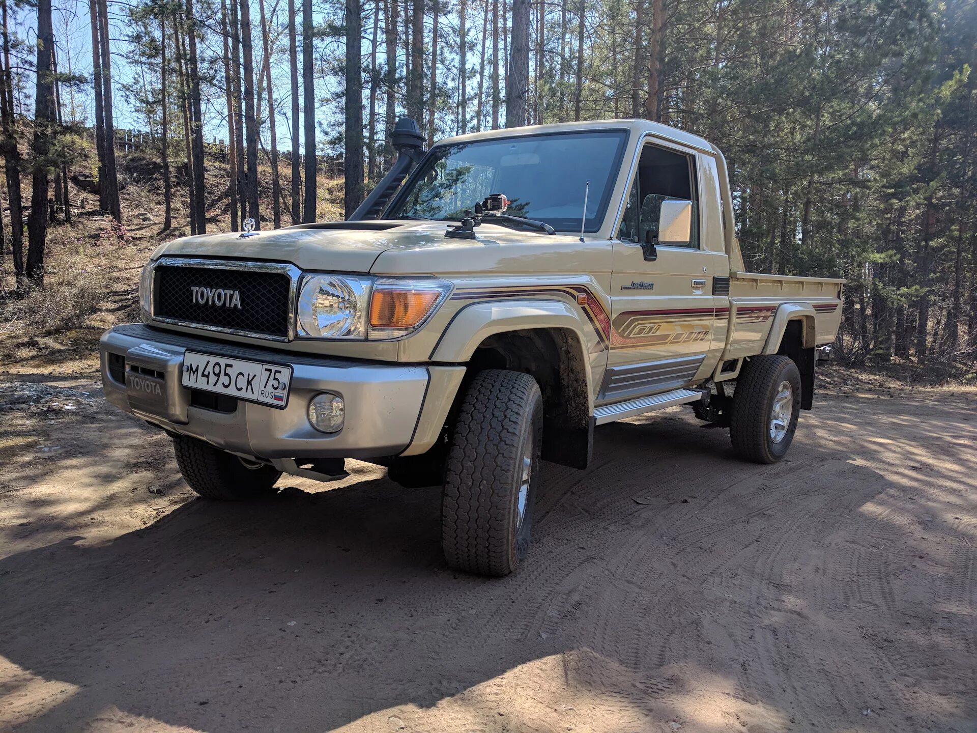 Toyota Land Cruiser 79. Toyota Land Cruiser 76 Pickup. Toyota Land Cruiser 79 Pickup. Toyota Land Cruiser lc79. Заказать лк