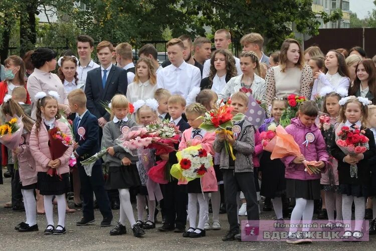 Бежецк инн. Школа номер 2 Бежецк. 3 Школа Бежецк. Школа 4 Бежецк. Бежецк школа 4 Тверская область.