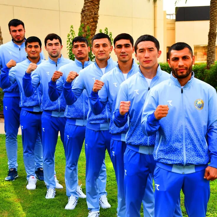 1 семеро спортсменов. Сборная Узбекистана 2021. Одежда сборной Узбекистана. Зборни Узбекистан по боксу.