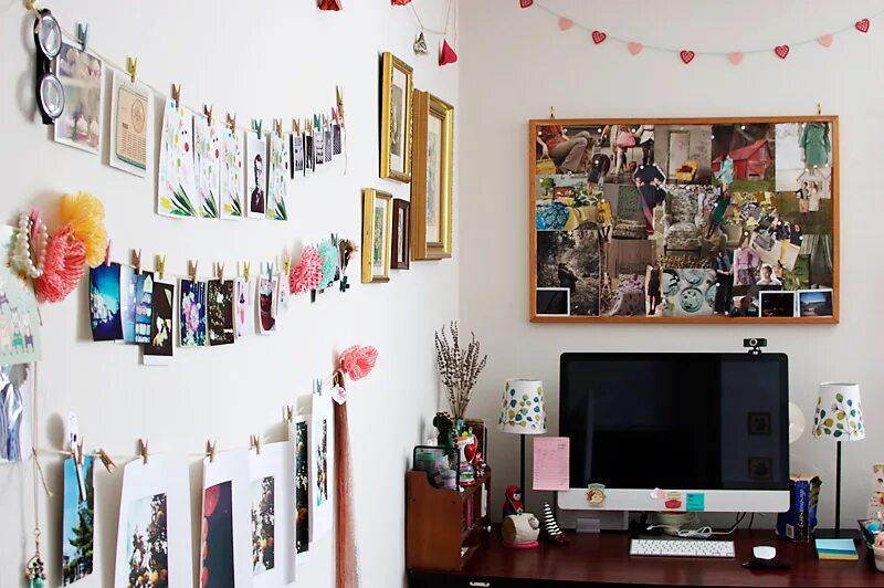 Повесить дома. Развесить в группе на стену цветы. Как красиво развесить фотографии на веревке. Плакат чтобы повесить на стену для подростка. Идеи что можно повесить в комнату.