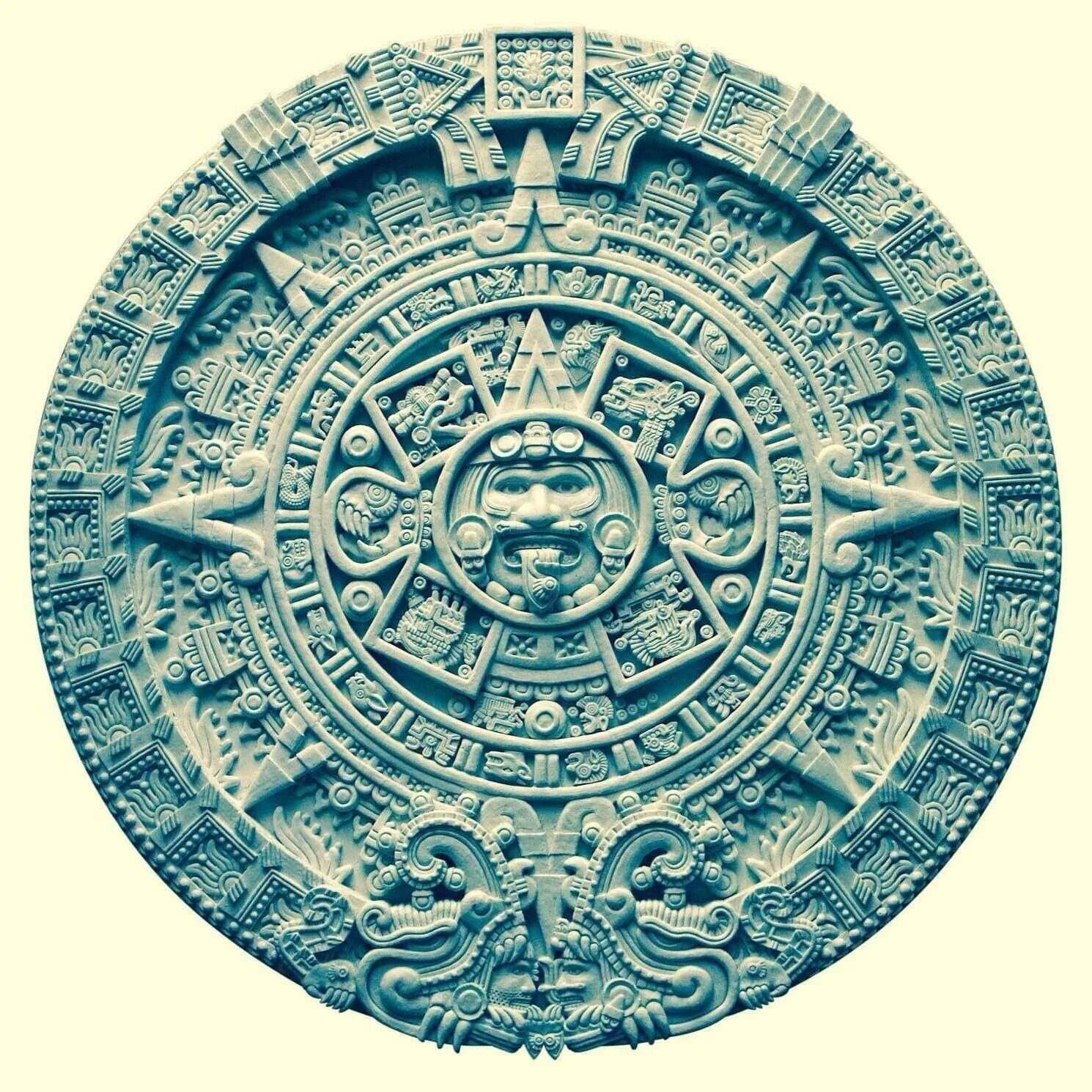 Календарь майя картинки. Тотем капище Майя Ацтек орнамент. Амулеты Майя. Орнамент Майя. Обереги индейцев Майя.