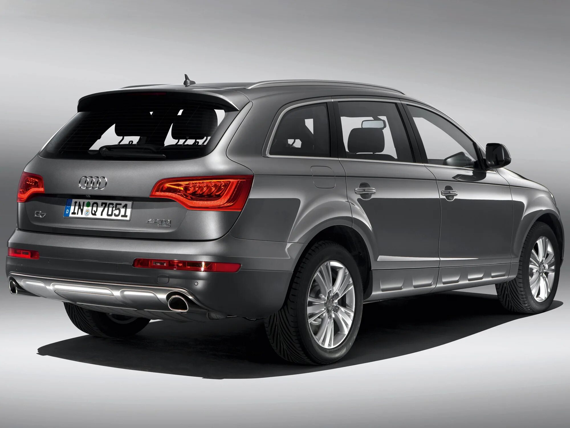 Audi q7. Audi q7 2010. Q 4 q v. Audi q7 (2009 - 2015). Audi q6 и q7.