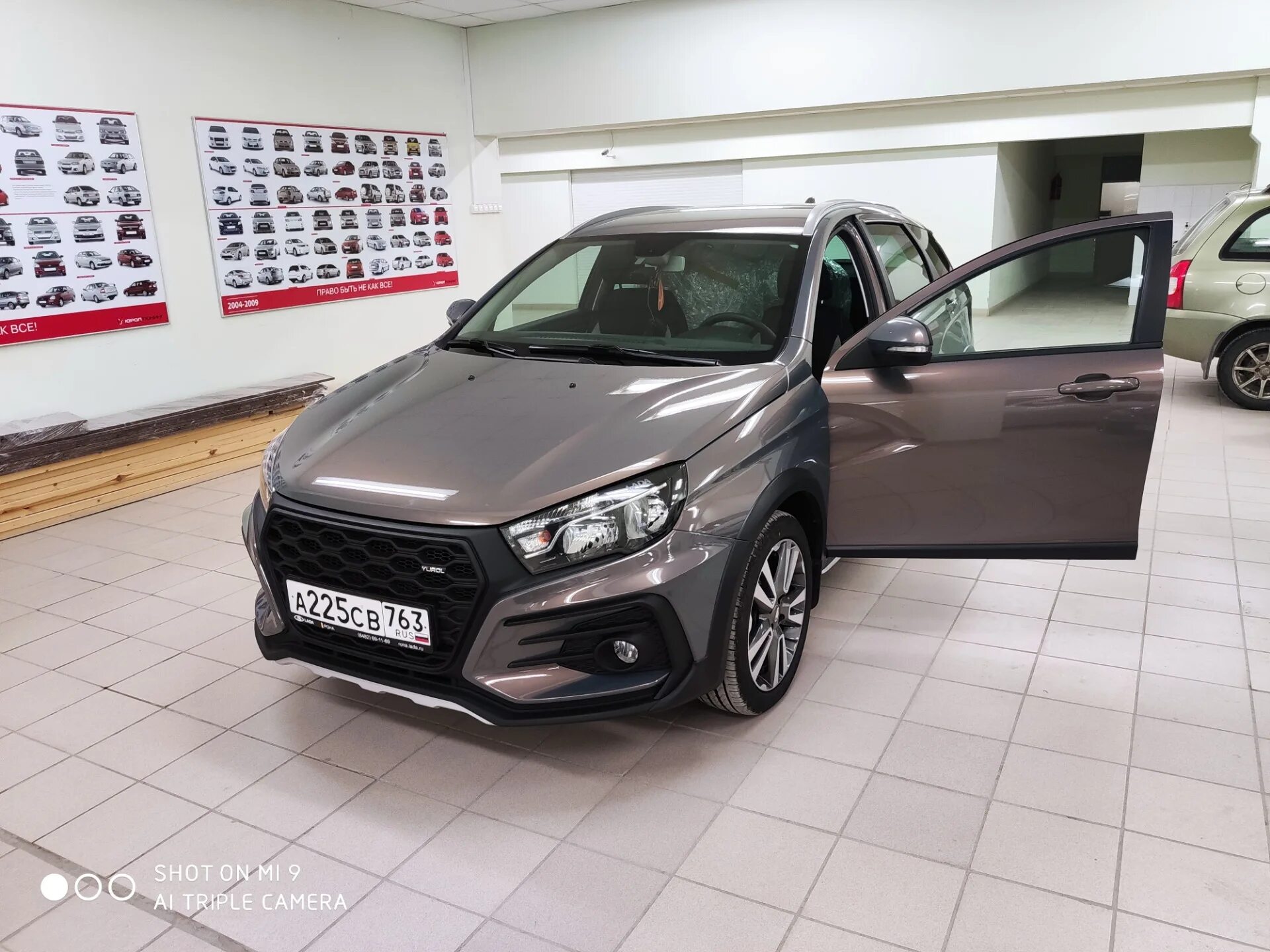 Веста св кросс 1.8 механика тюнинг VAZ Lada Vesta Cross Photos and Specs. Photo: VAZ Lada Vesta Cross sedan restyli