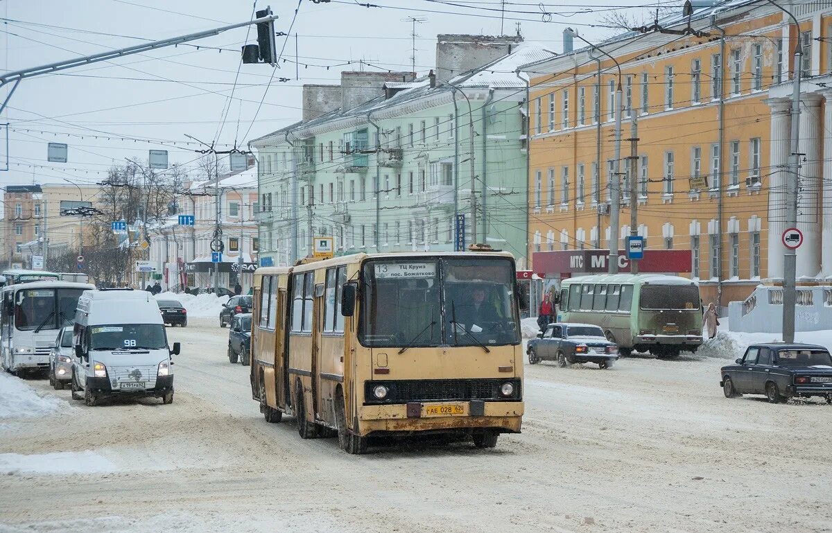 Рязань 2000 год. Икарус 280 Рязань. 2000 Год Рязань транспорт. Общественный транспорт Рязани.