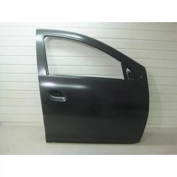 дверь передняя рено логан 2008. 801008970r фото. двери рено логан 1 купить 2014года. дверь правая рено логан 1. дверь передняя правая renault logan 1.