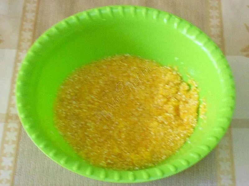 Кукурузная каша белая. Приготовление кукурузной. Оладьи из кукурузной крупы. Маис каша. Как приготовить кукурузную кашу крупного помола.