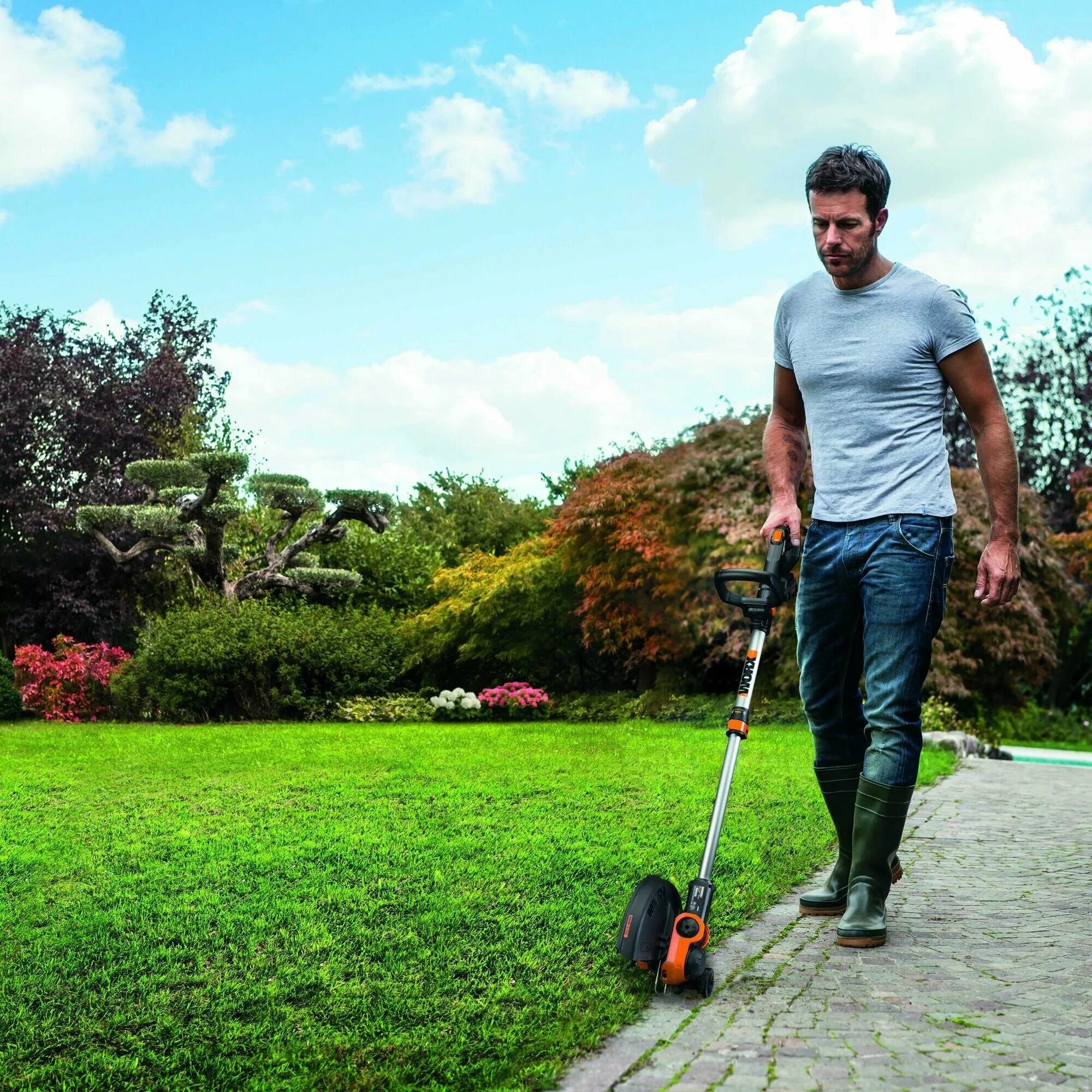 Беспроводной садовый триммер - garden trimmer. Триммер аккумуляторный ручной для женщин. Триммер парма аккумуляторный для травы. Триммер электрический bosch art 30 [06008a5400]. Маленькие триммеры для травы.