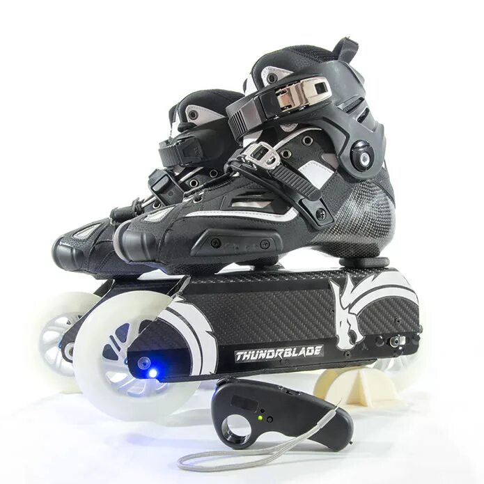 Электроролики acton rocketskates r10. Электра ролики. Электроролики разор. Электроролики razor turbo jetts. Электра ролики.