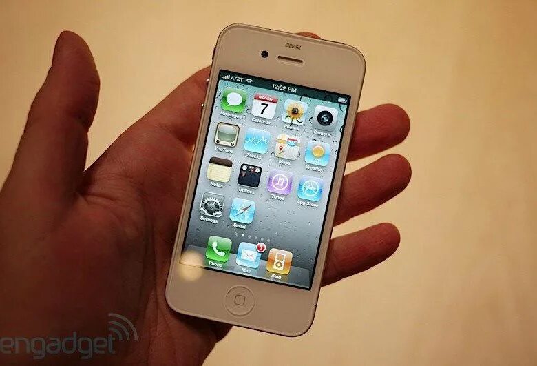 Фотку айфона маленького. Существуют маленькие айфоны в мире. Iphone 12 mini и 5s. Фотку айфона маленького. Маленький айфон 5.