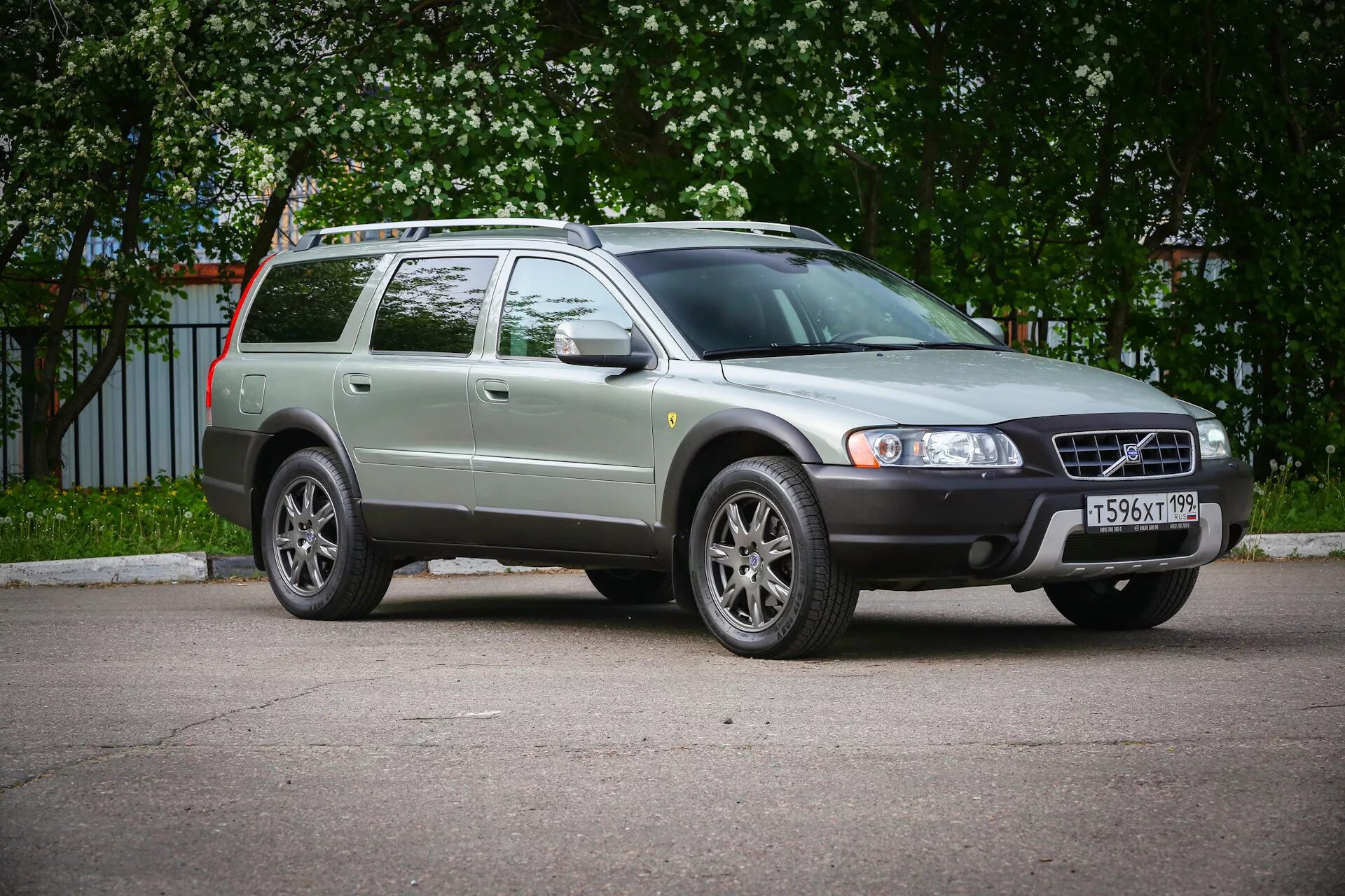 Volvo xc70 поколения. Volvo xc70 p2. Volvo xc70 II. Volvo xc70 1. Volvo xc70 2005.