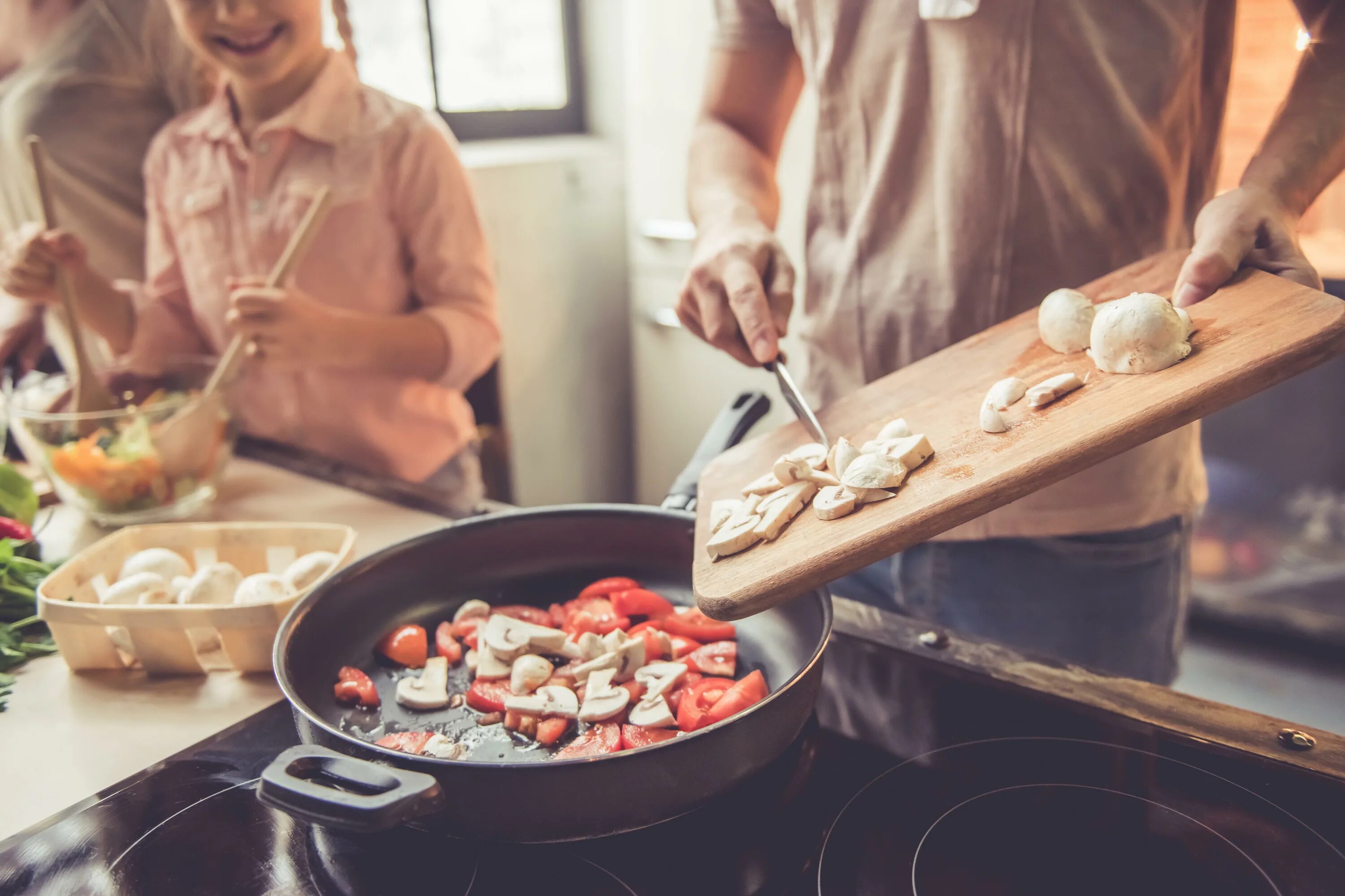 Давайте готовить вкусно. Готовка еды. Готовка Эстетика. Готовить пищу. Готовка на кухне.