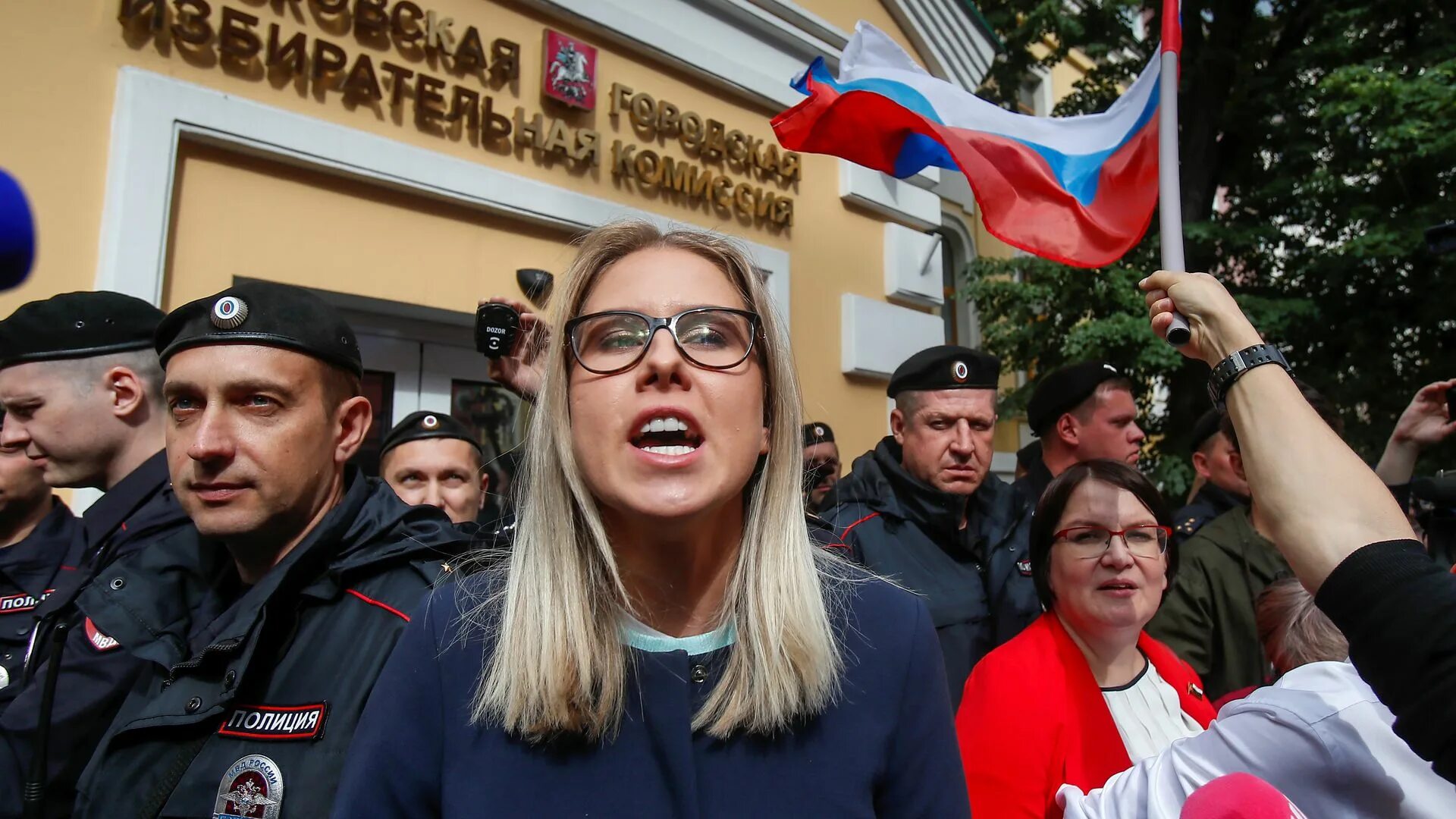 Представитель оппозиции. Любовь Соболь митинг. Любовь Соболь 2019. Женщины оппозиционеры. Женщины оппозиционеры России.