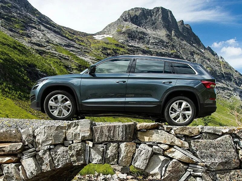 Шкода кодиак. Skoda kodiaq 2017. Skoda kodiaq 2018. Skoda kodiaq 2016. Skoda kodiak sportline.