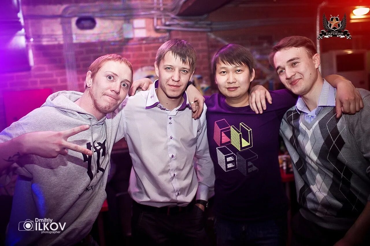 Тима ларионов кировск. Фотографии тима ларионова. Сколько лет тиму ларионову. Тима ларионов. Влад и дима американские блоггеры.