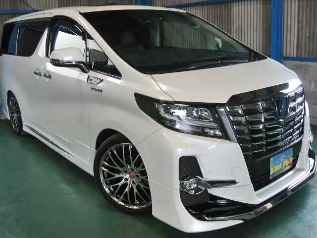 Toyota минивэн Alphard 2016. Тойота альфард 2016. Альфард Тойота 2016 белый. Toyota Alphard белый 2016.