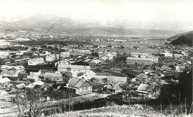 Александровск на сахалине. Александровск-сахалинский офицерская улица. Александровск-сахалинский дуэ. Сахалин город александровск. Александровск на сахалине.