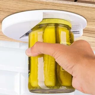 Открытие винтовой крышки