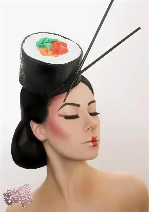 Ролл чикен чиз. Суши роллы запеченные. Супер роллы. Красивая подача роллов. Роллы с шапочкой.