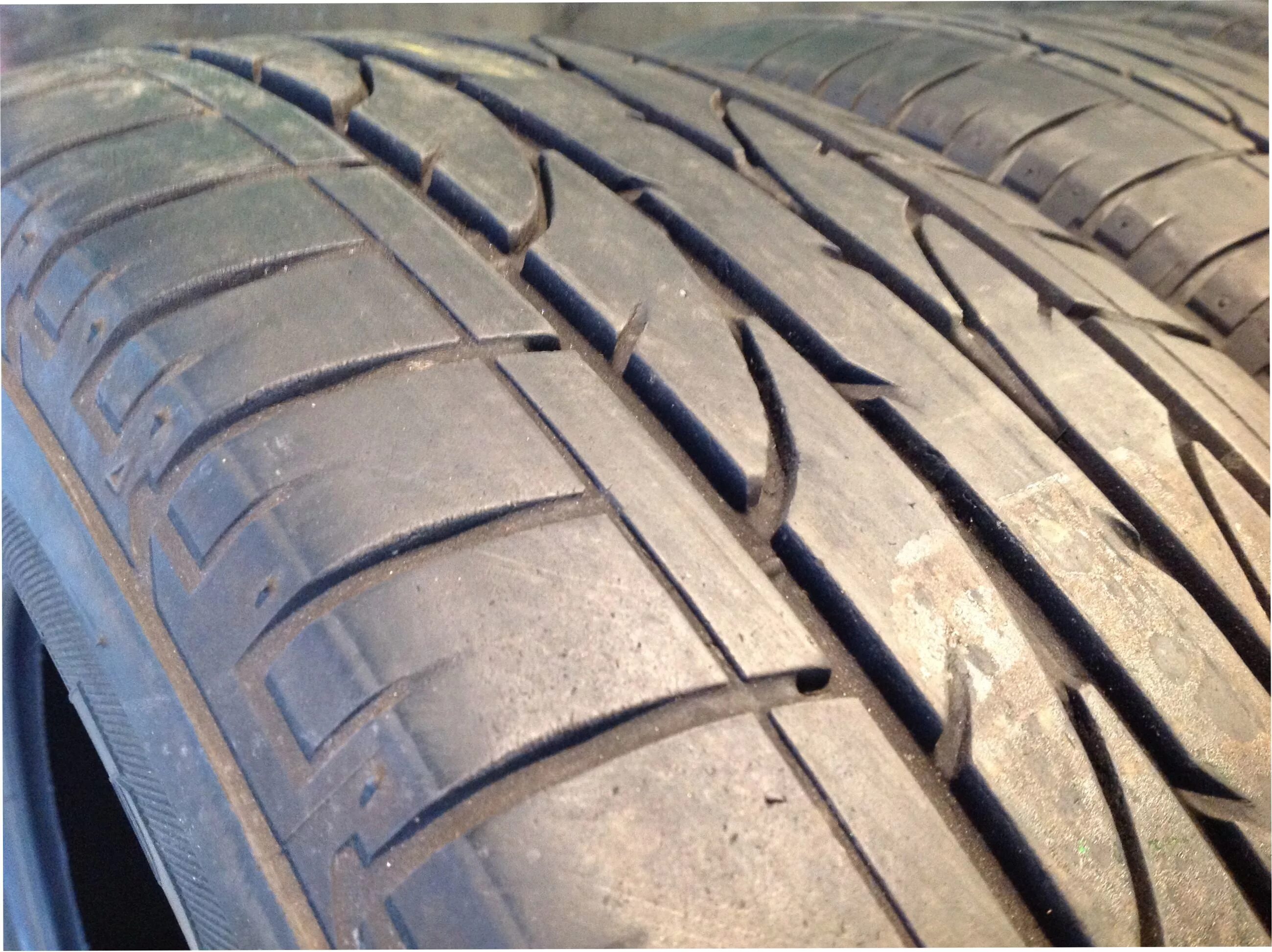 A t 215 60 r17. Bridgestone Dueler h/t 215/60 r17. Bridgestone Dueler HT 843. Bridgestone Dueler 215/60 r17. Bridgestone 215/60r17 96h Dueler h/t d843.