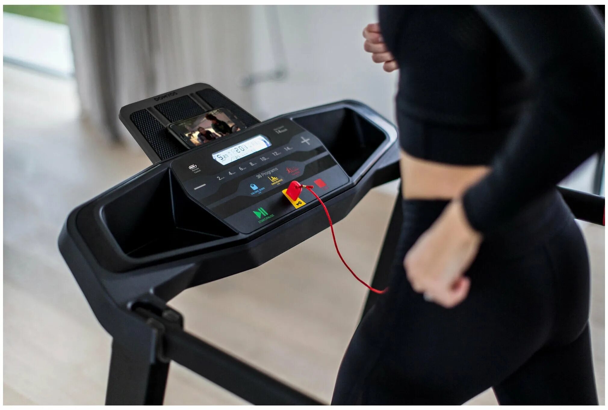 Беговая дорожка domsem fitness f 130. Victory fit беговая дорожка. Беговая дорожка treadmill. Беговая дорожка sport art fitness t635a. Dfc беговая дорожка магнитная.