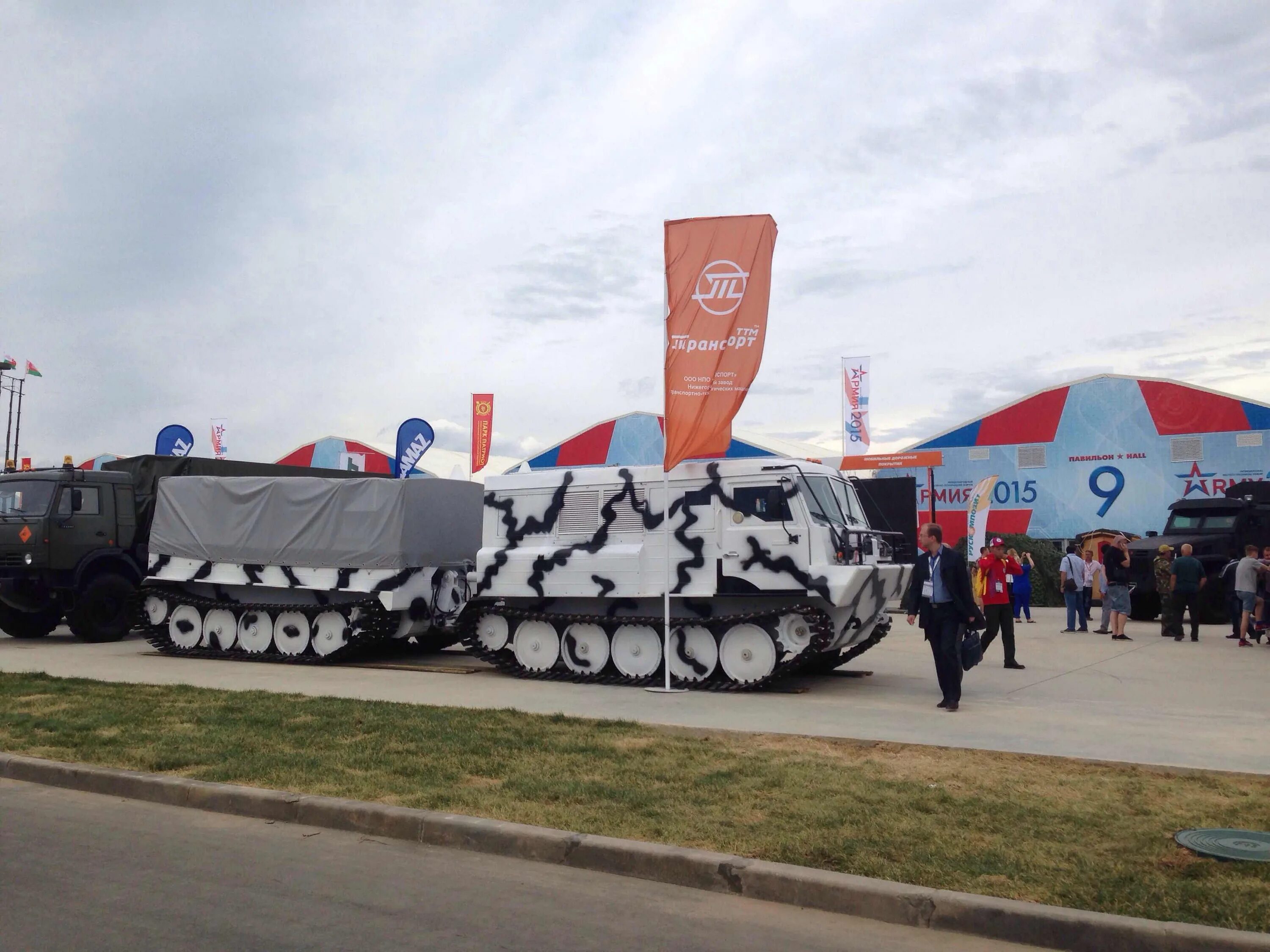 Ка-52к катран. Открытое небо кубинка. Армия 2015. Нижний новгород миг 21 памятник. Москва ул кубинка д 18/2.