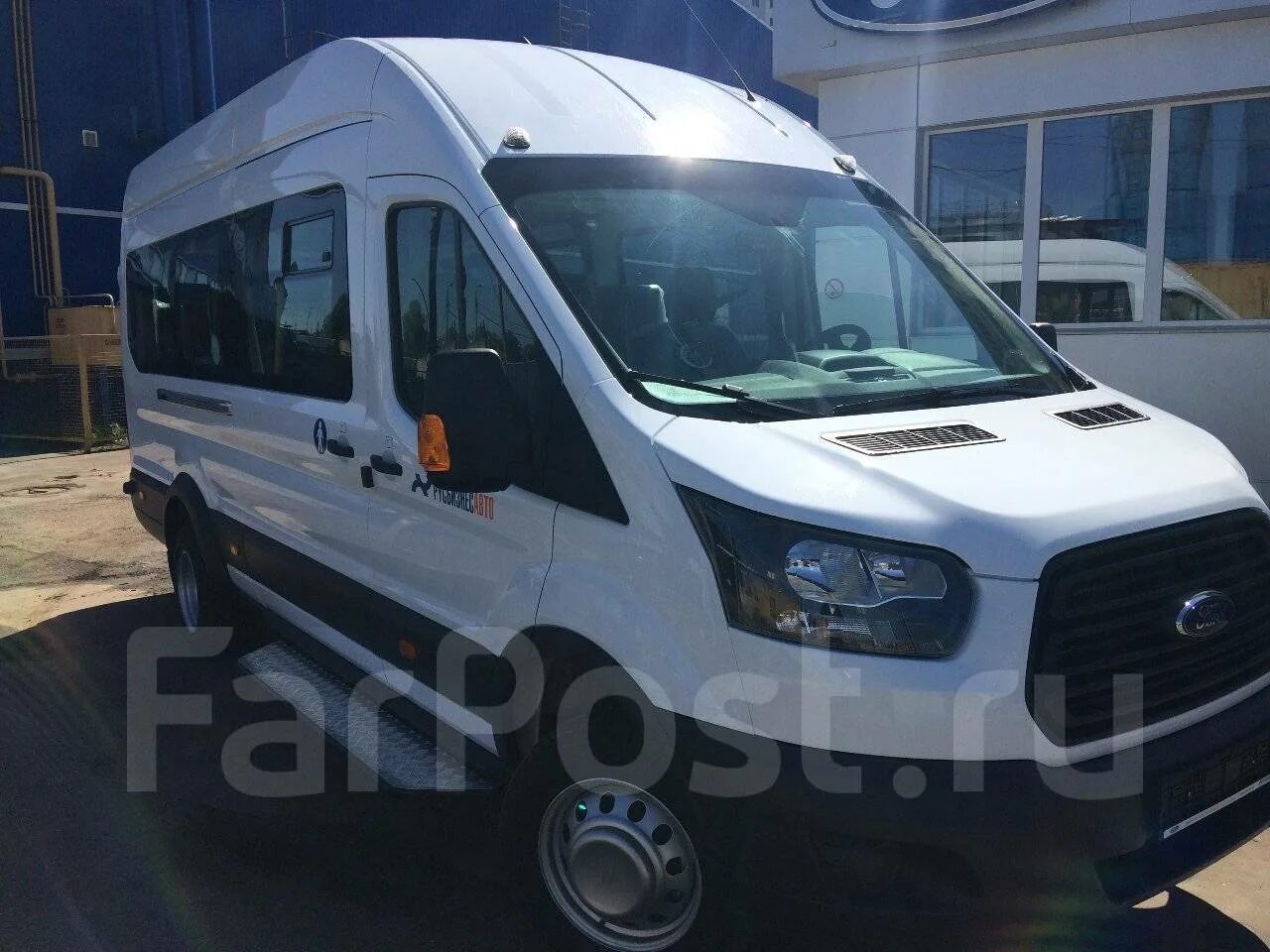 Форд транзит нижегородец. Форд транзит 8 мест 2012. Форд транзит 24. Ford transit custom. Прицеп для форд транзит 6м.