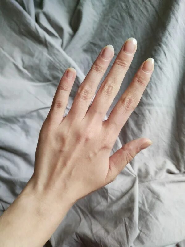 Если на ногах ногти на руках на руках рукти кличко. На ногах ногти а на руках рукти. Ногти рукти. Если на ногах ногти то на руках рукти кличко. Новосибирск салон рукти ногти.