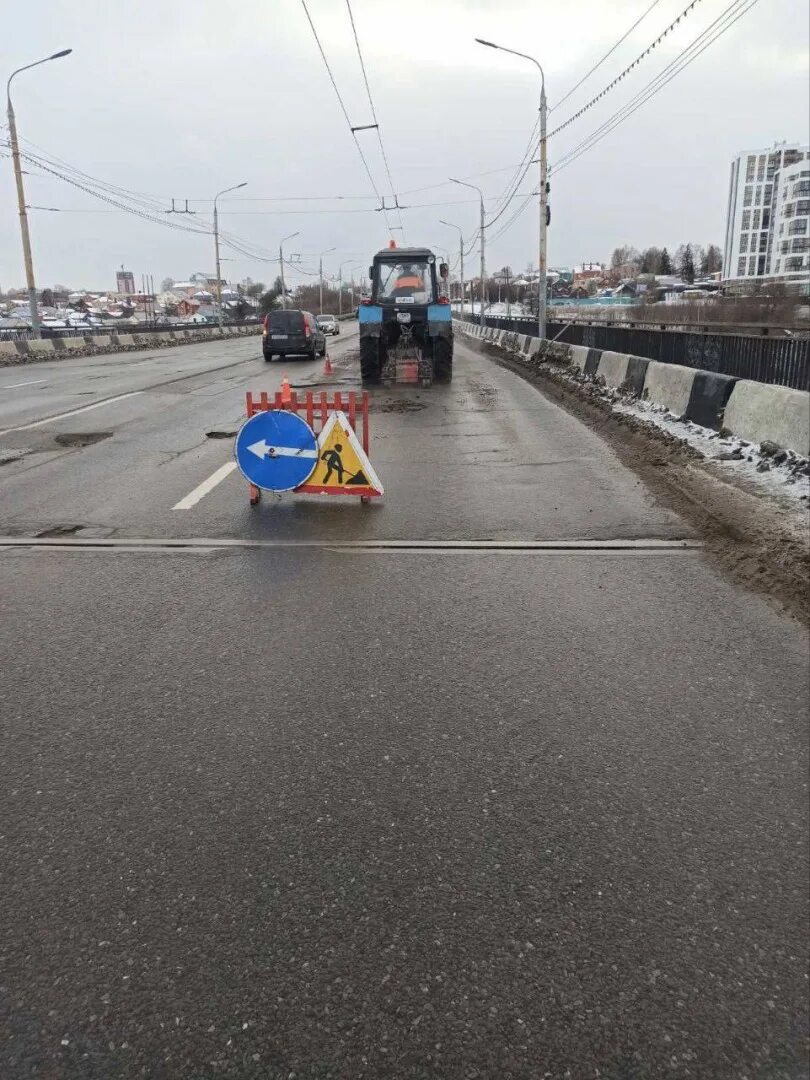 Октябрьский мост Чебоксары. Ремонтируют Октябрьский мост. Чебоксары пробки на Октябрьском мосту. Ремонт моста в Чебоксарах Октябрьский мост. Капитальный ремонт октябрьский