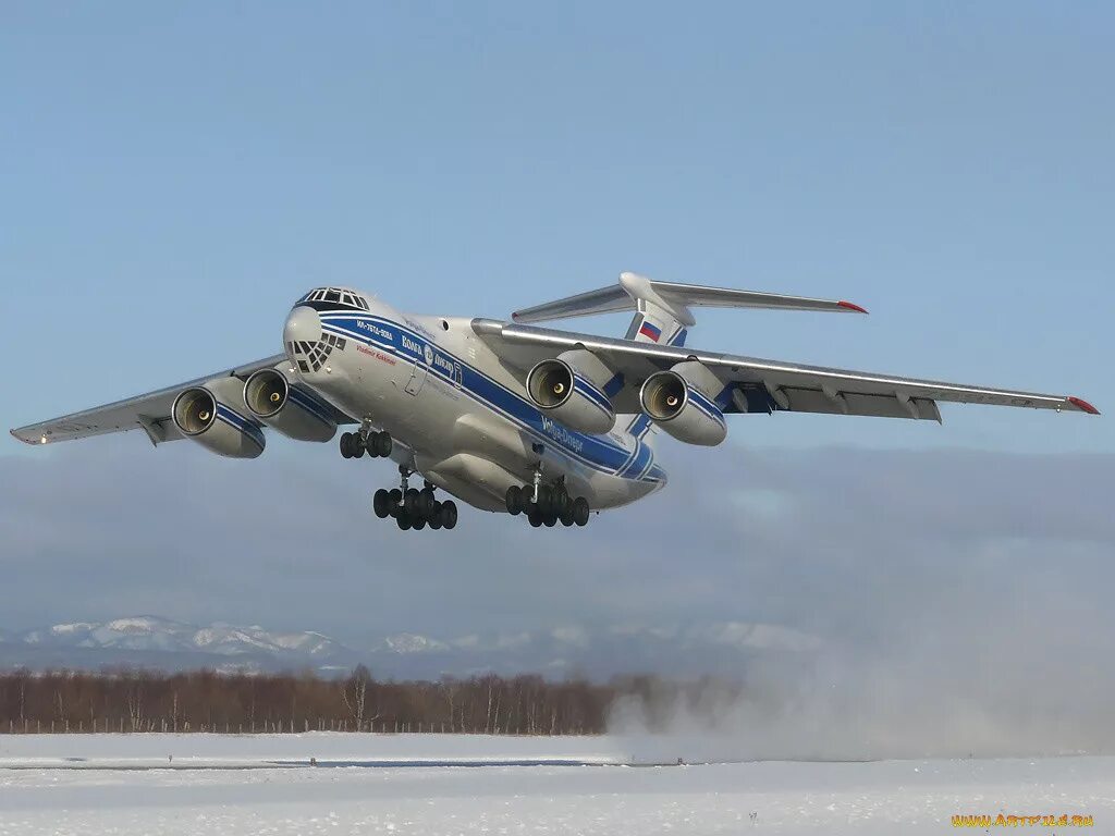 Ил-76 военно-транспортный самолёт. Военно транспортная авиация ил 76. Ил 76 мд. Ил-76мд-90а. Ил-76 военно-транспортный самолёт.